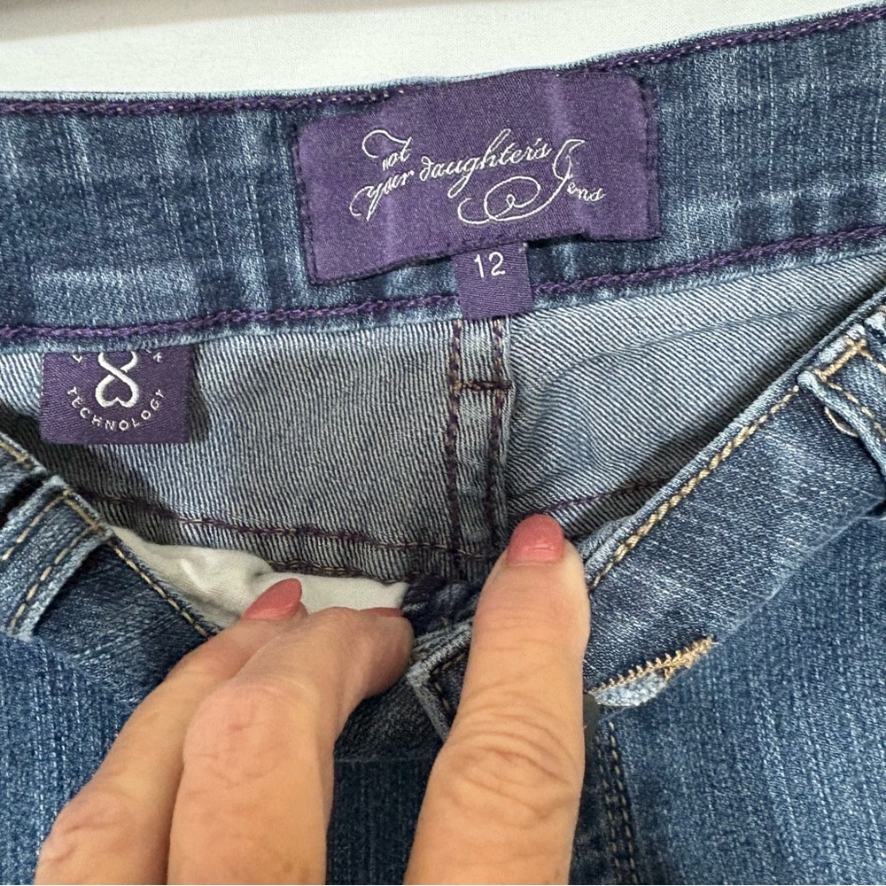 NYDJ women's denim jeans in a dark wash - Picture 5 of 10